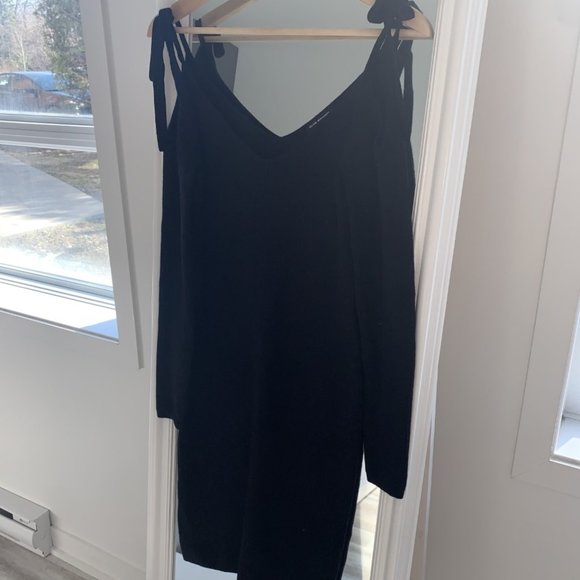 Club Monaco long-sleeve dress - Bows on shoulders - Picture 1 of 4